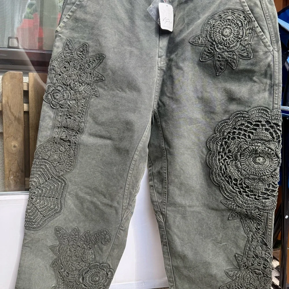 Fated Lands Harem Pants- Olive - Picture 2 of 9